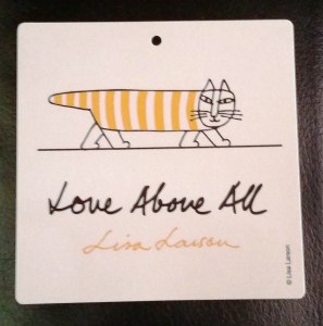 Lisa Larson etikett Uniqlo